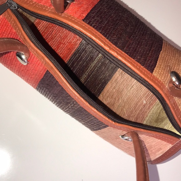 The Sak | Woven Striped Straw Barrel Purse - Picture 6 of 6